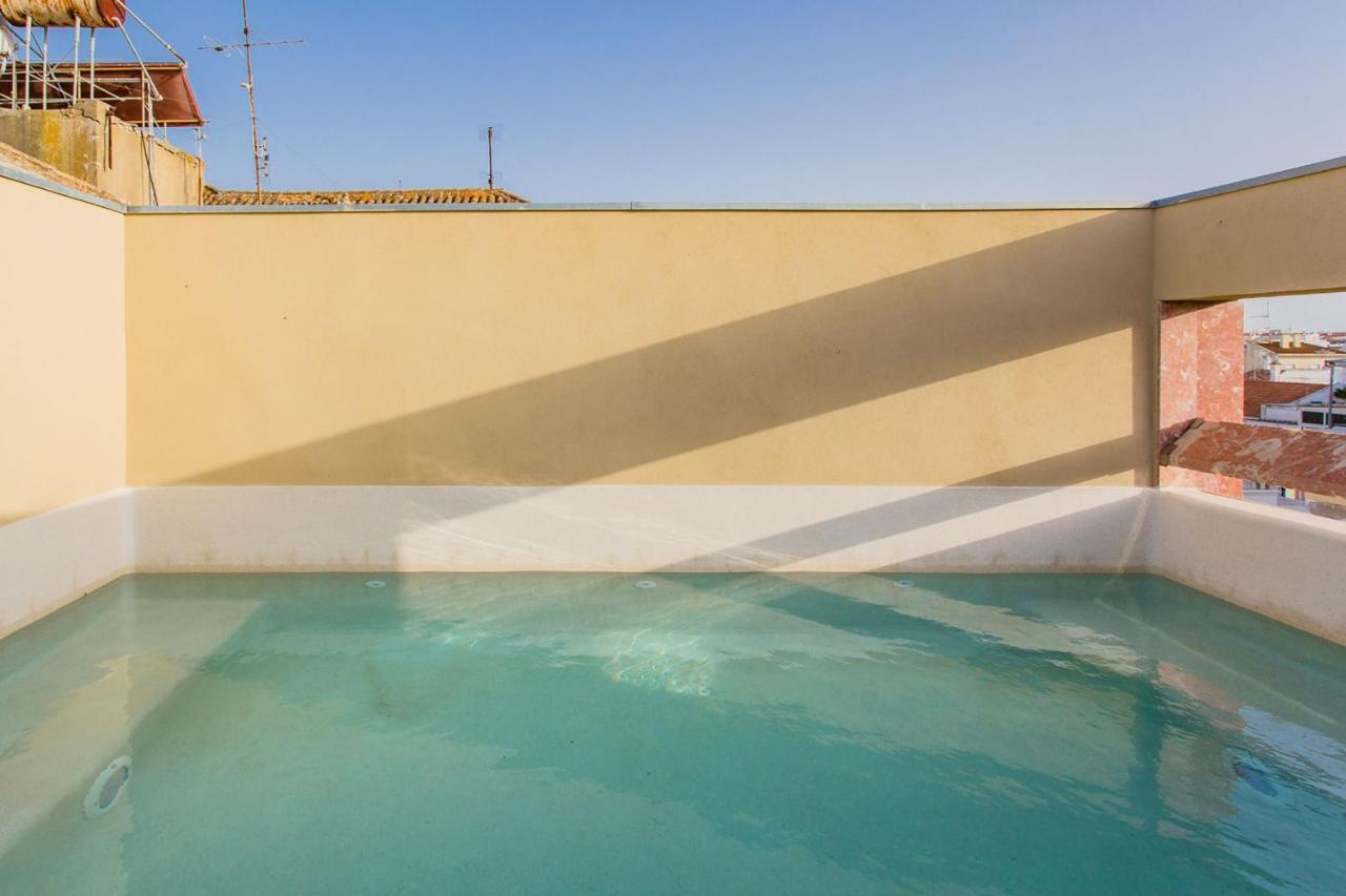 Princess Building W/Pool By Lovelystay Vila Real de Santo António Exteriör bild