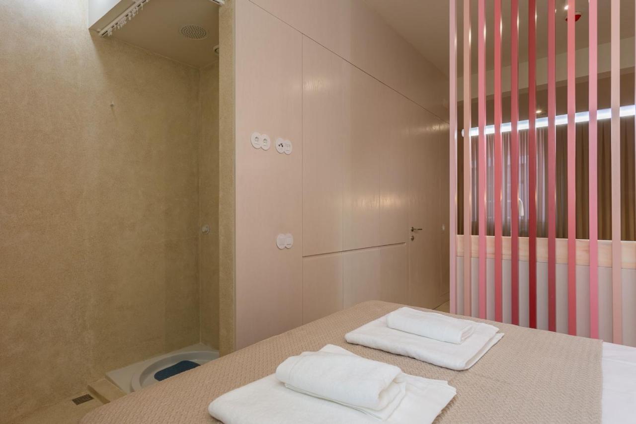 Princess Building W/Pool By Lovelystay Vila Real de Santo António Exteriör bild