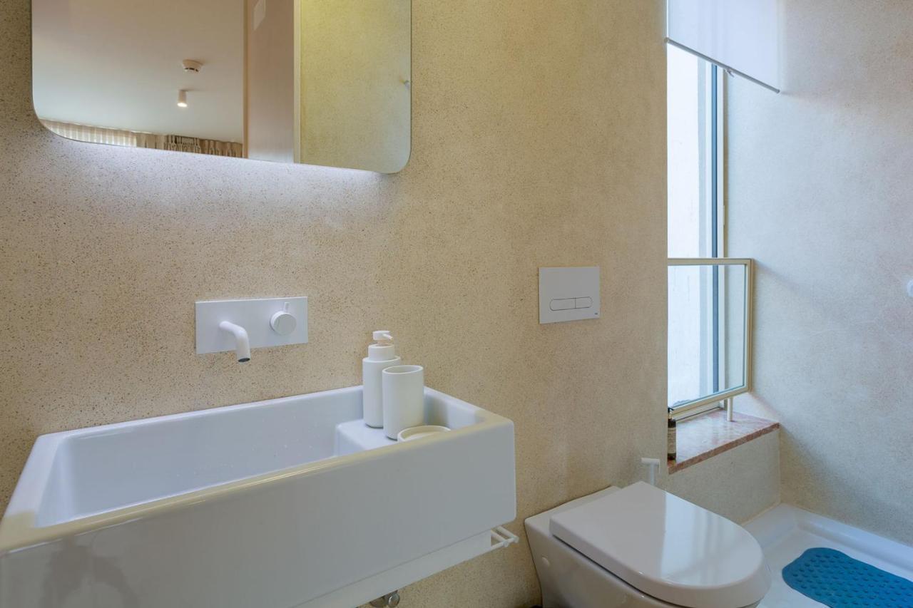 Princess Building W/Pool By Lovelystay Vila Real de Santo António Exteriör bild